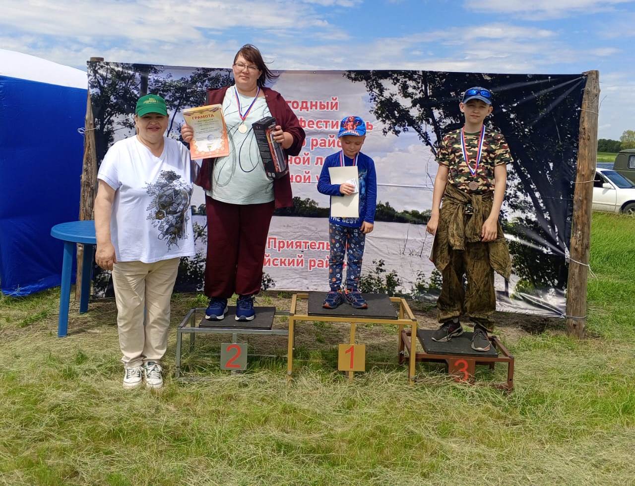 8 июня на озере Приятельское состоялся IV  открытый фестиваль Алейского района по рыбной ловле поплавочной удочкой..