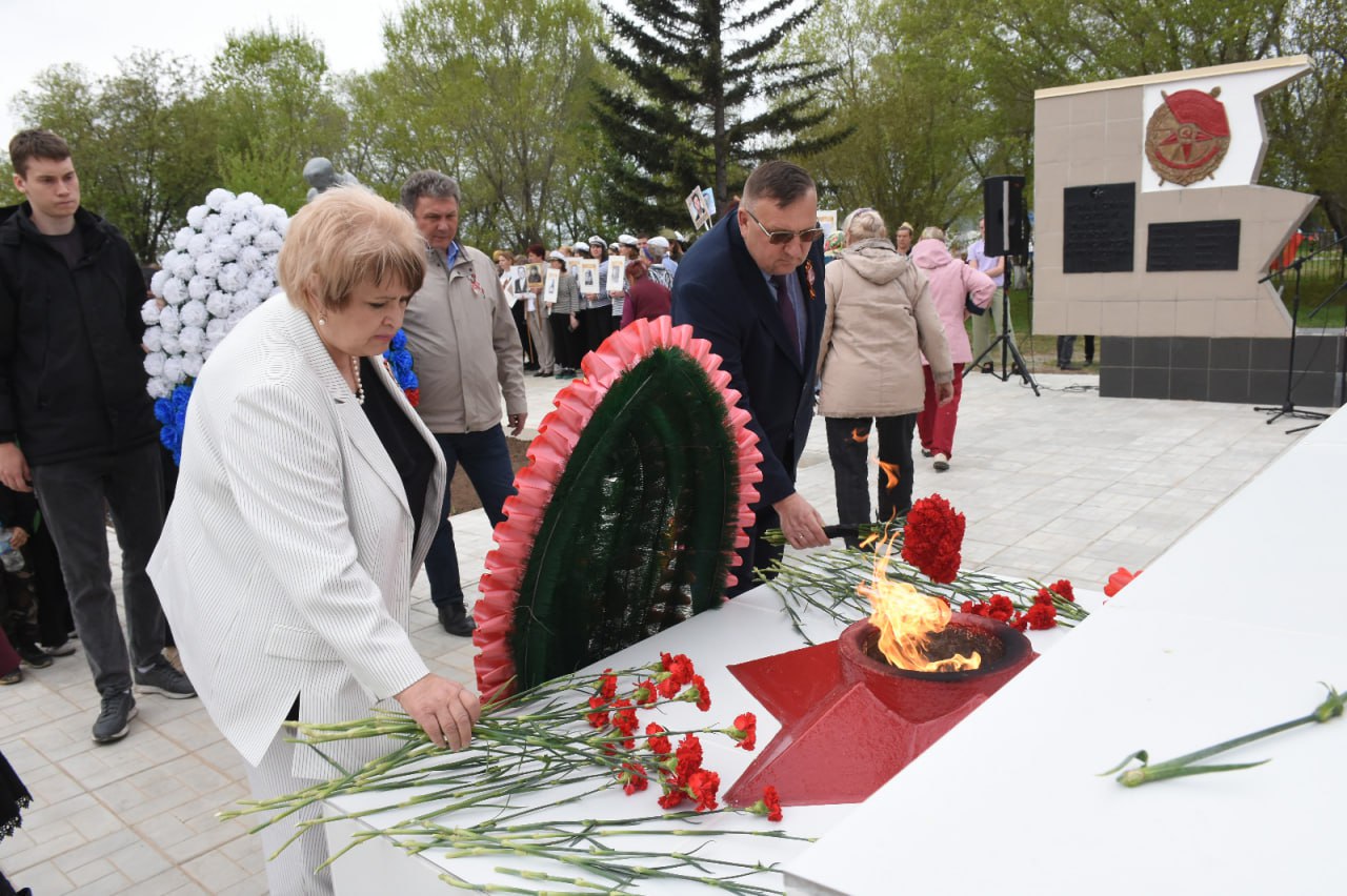 Потомки помнят славную Победу!.