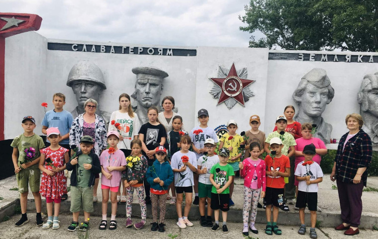 Через года, через века – Помните!. Через года, через века – Помните!.